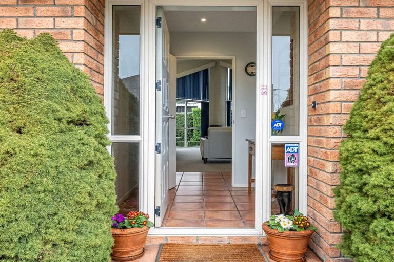 Photo of property in 75a Highsted Road, Bishopdale, Christchurch, 8053