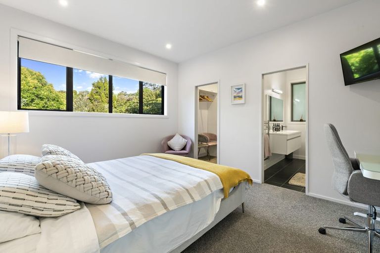 Photo of property in 73m Park Rise, Campbells Bay, Auckland, 0630