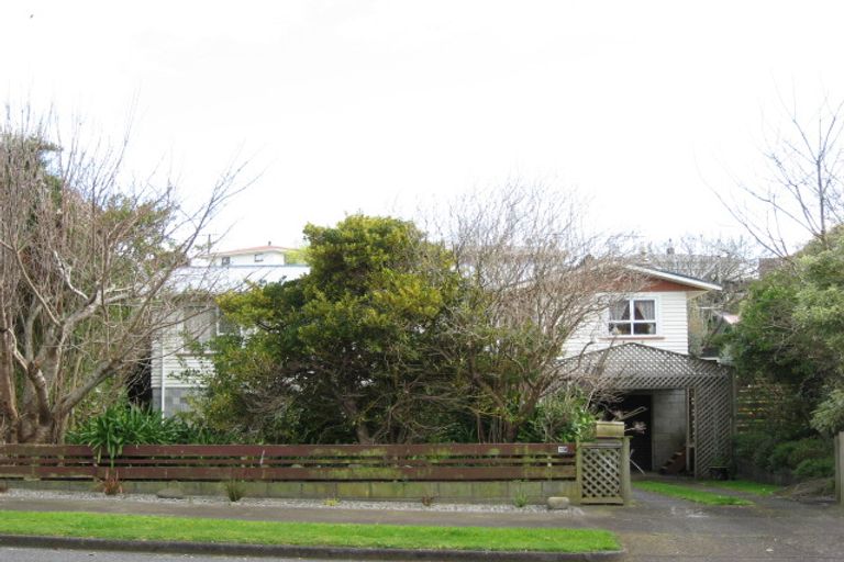 Photo of property in 19 Hua Street, Bell Block, New Plymouth, 4312