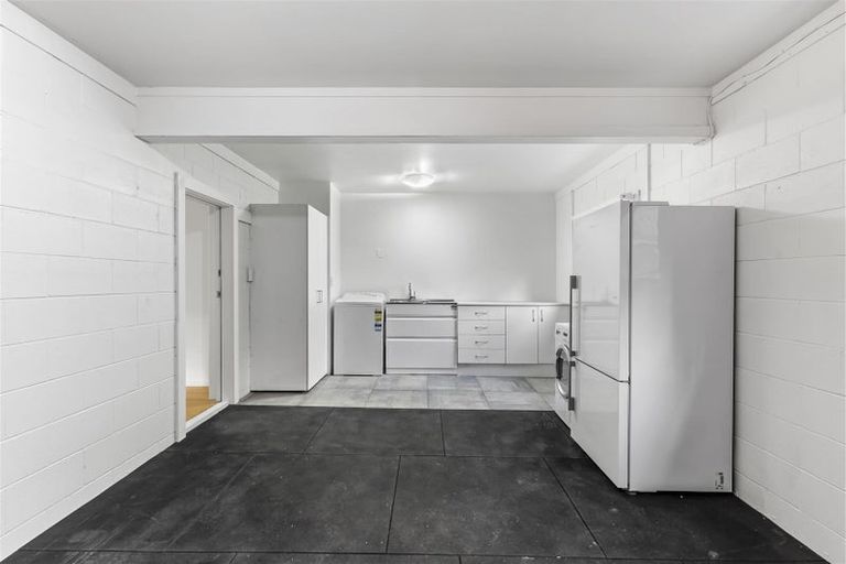 Photo of property in 47 Arthur Road, Hillpark, Auckland, 2102