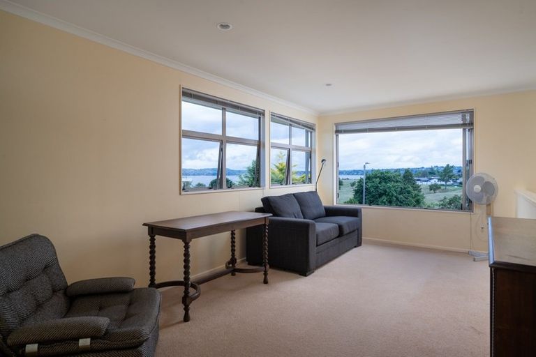Photo of property in 22 Pokaka Crescent, Wharewaka, Taupo, 3330
