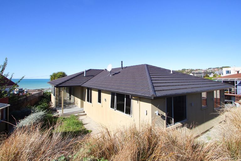 Photo of property in 38 Wharfe Street, South Hill, Oamaru, 9400
