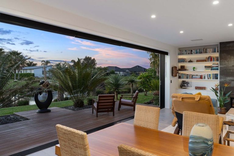 Photo of property in 15 Forstera Way, Papamoa Beach, Papamoa, 3118