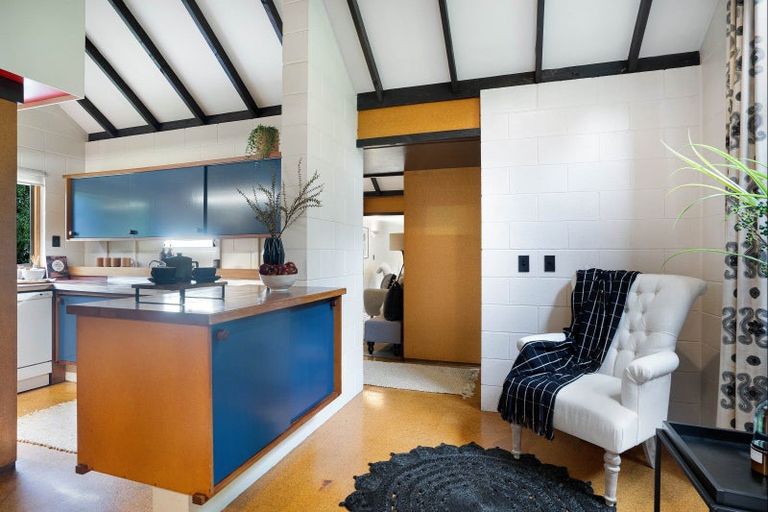 Photo of property in 12 Kempton Street, Greytown, 5712