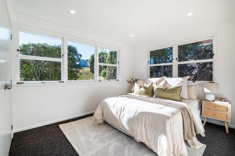 Photo of property in 132 Lancaster Road, Beach Haven, Auckland, 0626