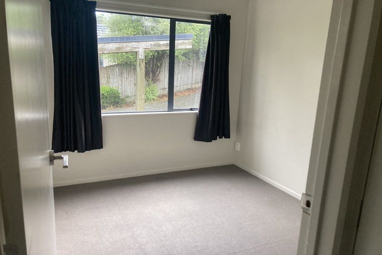 Photo of property in 21 Mona Vale, West Harbour, Auckland, 0618