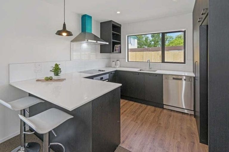 Photo of property in 2/40 Geraldine Street, Edgeware, Christchurch, 8013