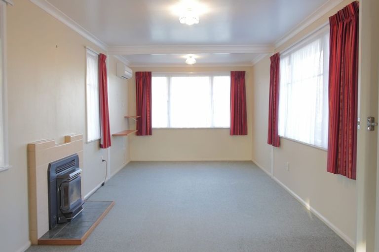 Photo of property in 9 Greenock Place, Awapuni, Palmerston North, 4412