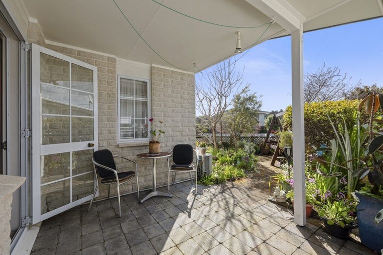Photo of property in 3 Salcombe Terrace, Welbourn, New Plymouth, 4312