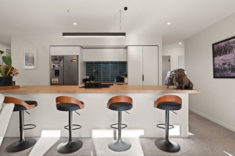 Photo of property in 29c Bay Road, Warrington, 9471