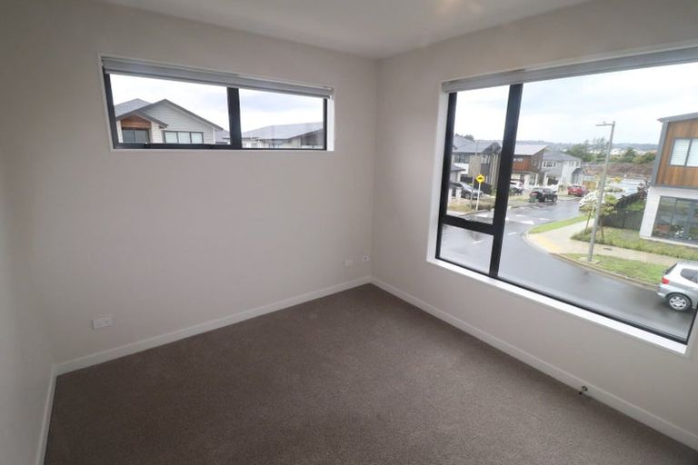 Photo of property in 8b Dorricott Avenue, Hobsonville, Auckland, 0616