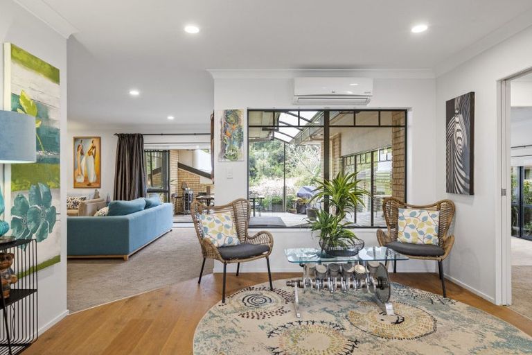 Photo of property in 9 Mark Williams Place, Clevedon, Papakura, 2582