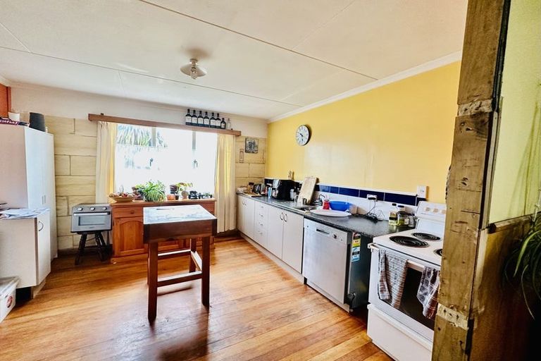 Photo of property in 35 Main Street, Weston, Oamaru, 9401