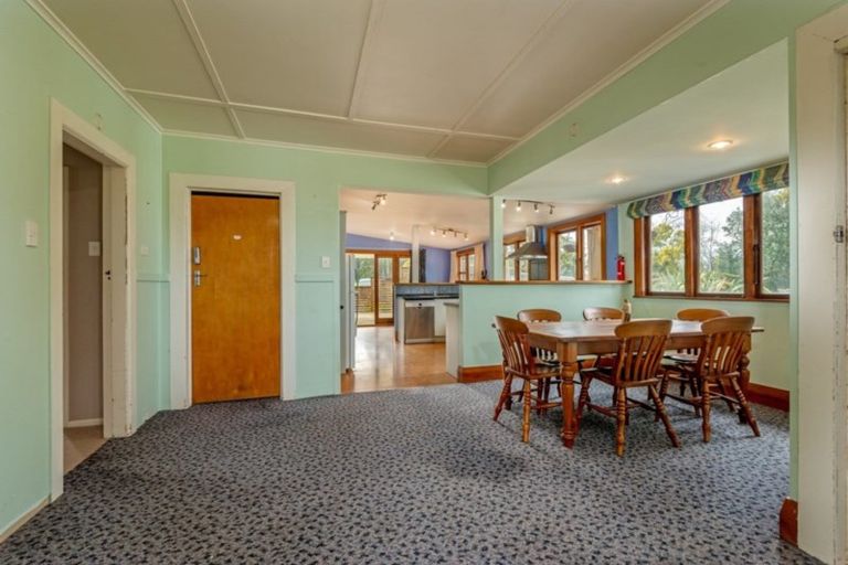 Photo of property in 99 Rowes Road, Hunterville, 4785