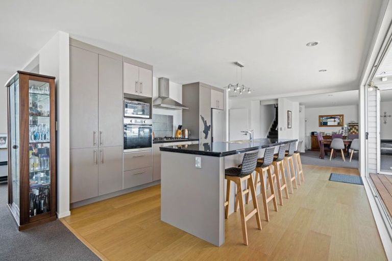 Photo of property in 5 The Esplanade, Huntington, Hamilton, 3210