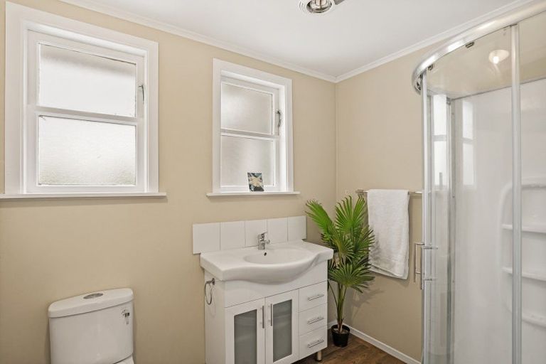 Photo of property in 1/5 Kowhai Street, Naenae, Lower Hutt, 5011