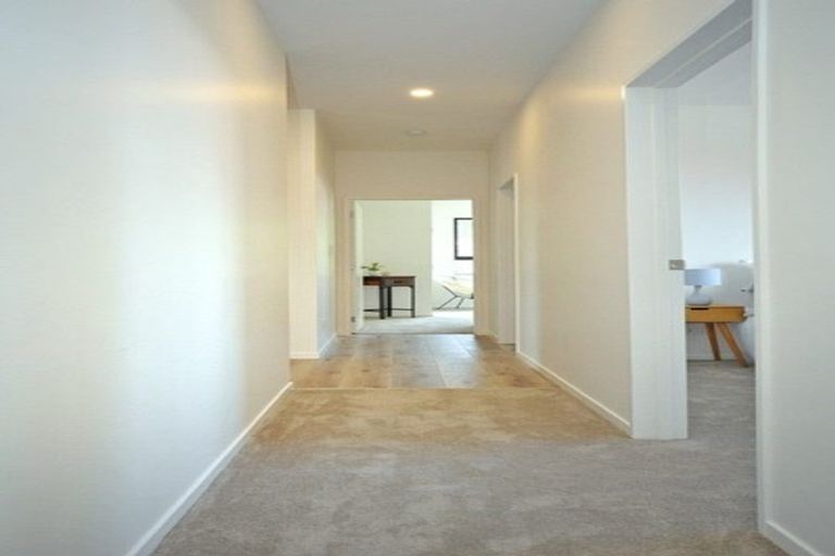 Photo of property in 93 Nobilo Road, Kumeu, 0810