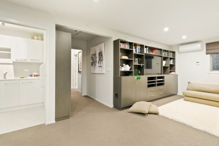 Photo of property in 23 Mayfair Crescent, Mairangi Bay, Auckland, 0630