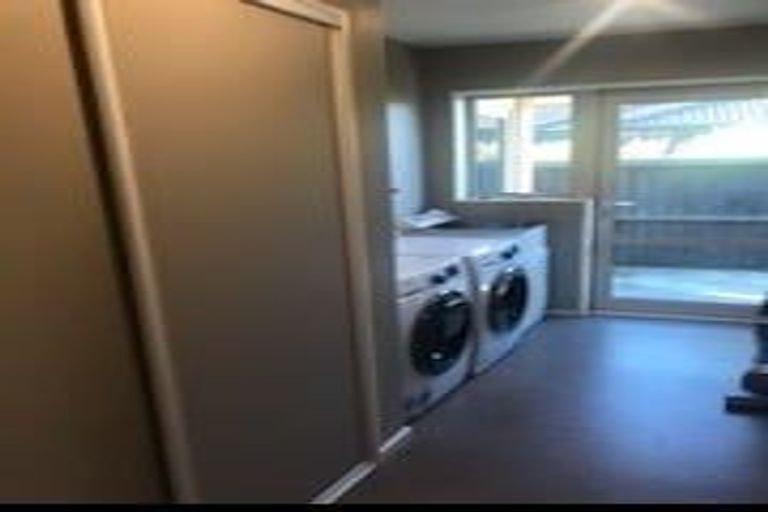 Photo of property in 9 Amoka Crescent, Parklands, Christchurch, 8083