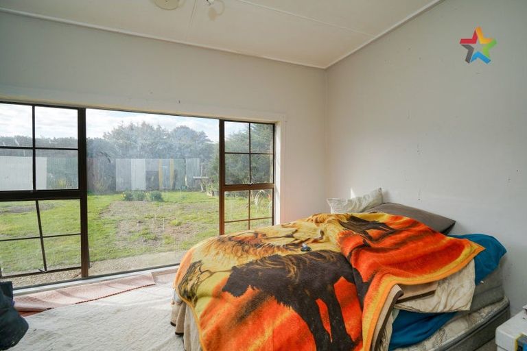 Photo of property in 16 Derby Street, Woodend, Invercargill, 9877