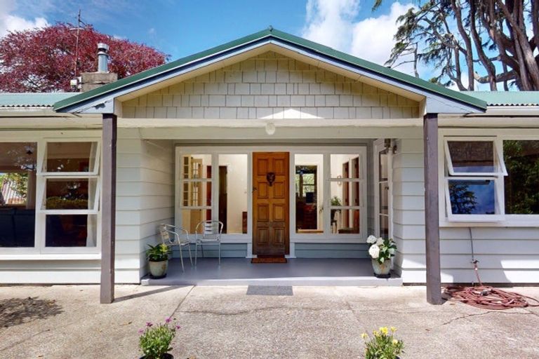 Photo of property in 189 Queen Street West, Levin, 5510