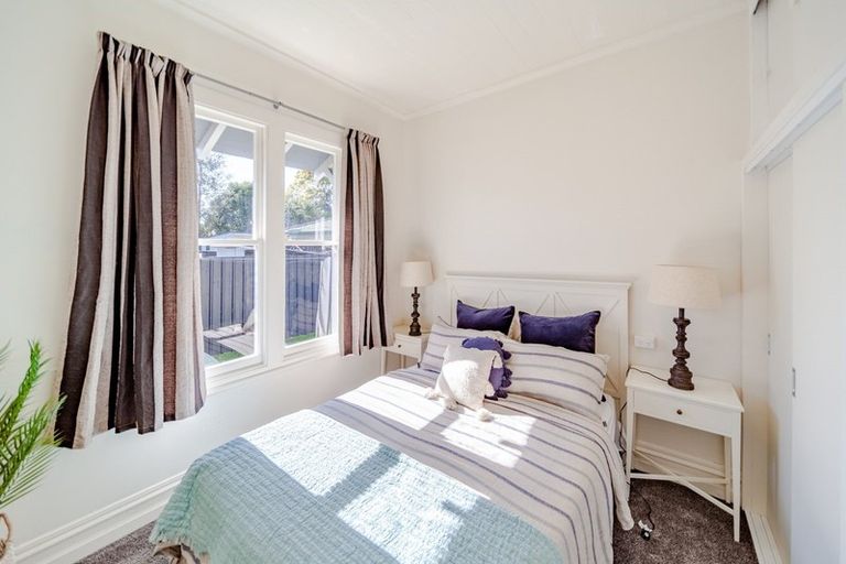 Photo of property in 1001 Caroline Road, Mayfair, Hastings, 4122