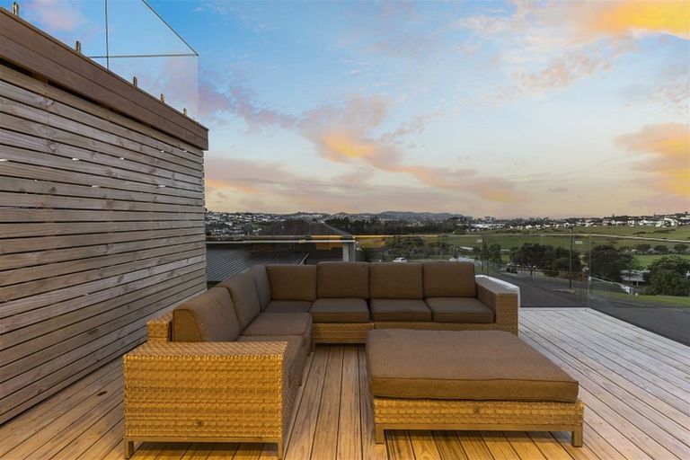 Photo of property in 50 Wainui Road, Silverdale, 0932