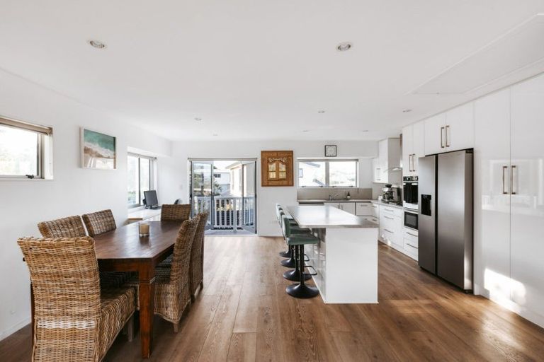 Photo of property in 230 Oceanbeach Road, Mount Maunganui, 3116