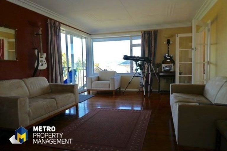 Photo of property in 28 Gorman Street, Macandrew Bay, Dunedin, 9014
