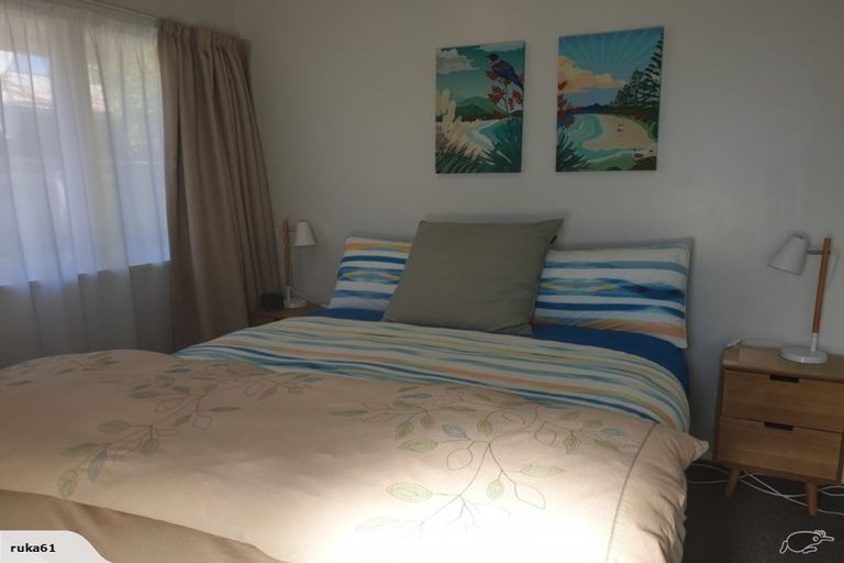 Photo of property in 80a Golf Road, New Lynn, Auckland, 0600