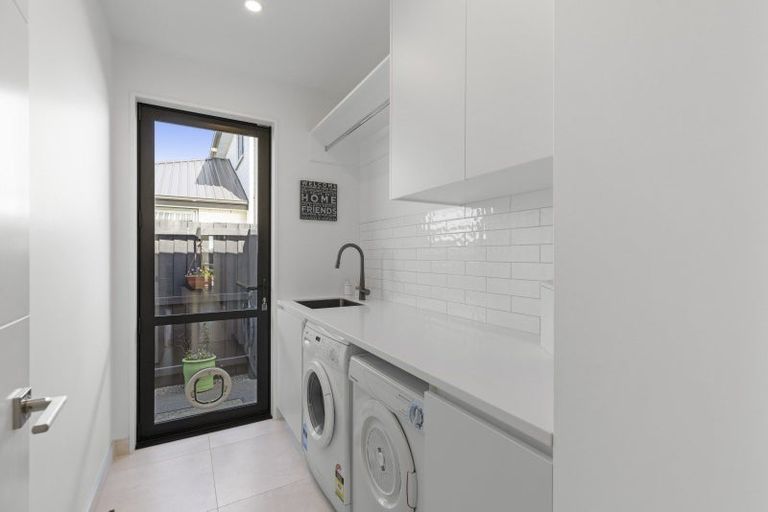 Photo of property in 52 Manakura Street, Russley, Christchurch, 8042