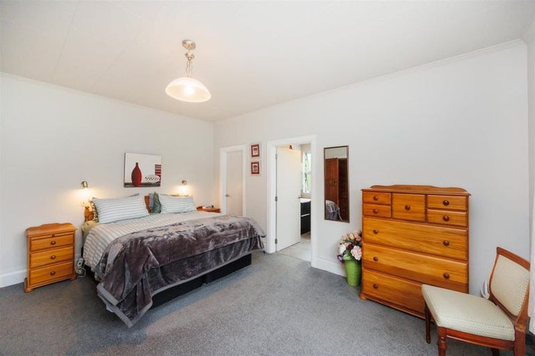 Photo of property in 68 Skerman Street, Marton, 4710