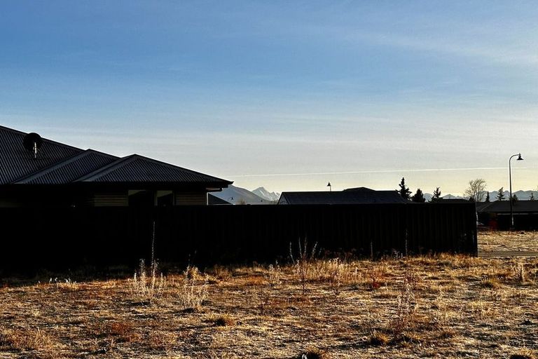 Photo of property in 14 Canal Place, Twizel, 7901