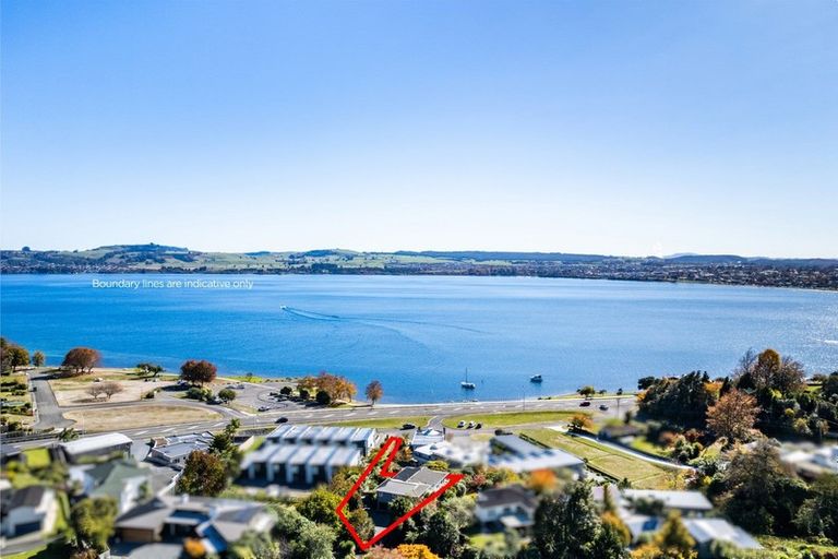 Photo of property in 358 Lake Terrace, Two Mile Bay, Taupo, 3330
