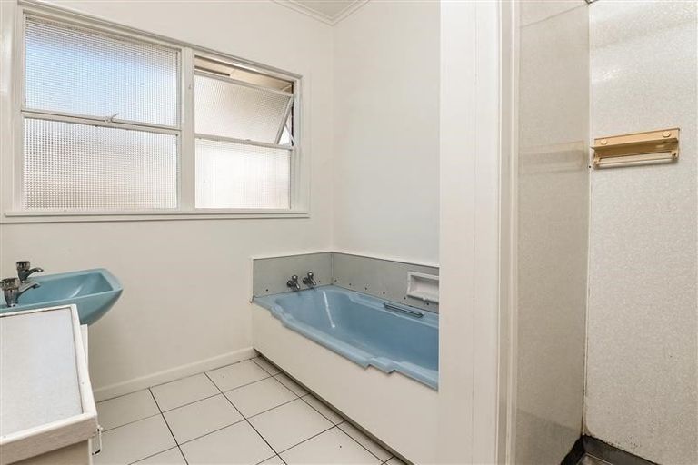 Photo of property in 13 Sudeley Street, Orakei, Auckland, 1071