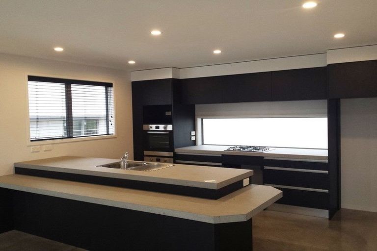 Photo of property in 2 Huetu Place, Bell Block, New Plymouth, 4312