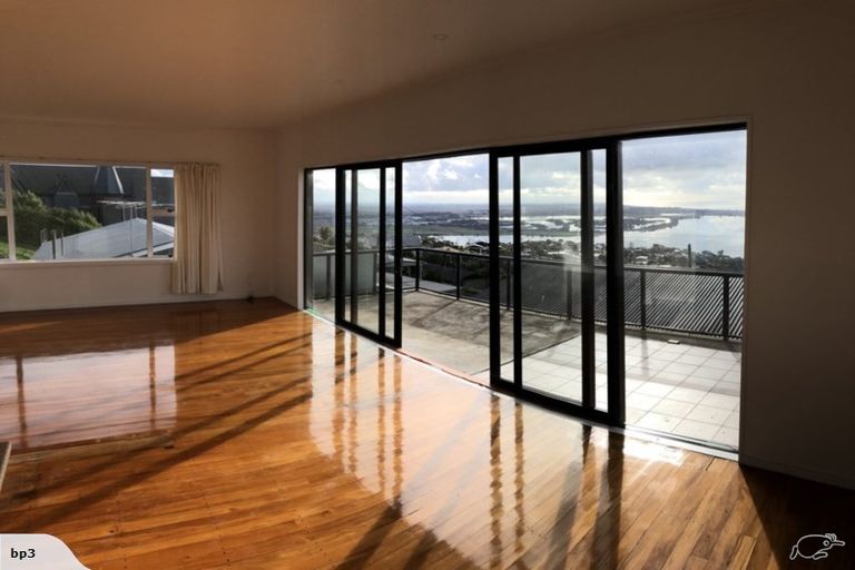 Photo of property in 2/12 Muritai Terrace, Mount Pleasant, Christchurch, 8081