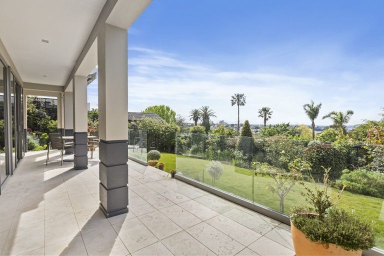 Photo of property in 8a Victoria Avenue, Remuera, Auckland, 1050