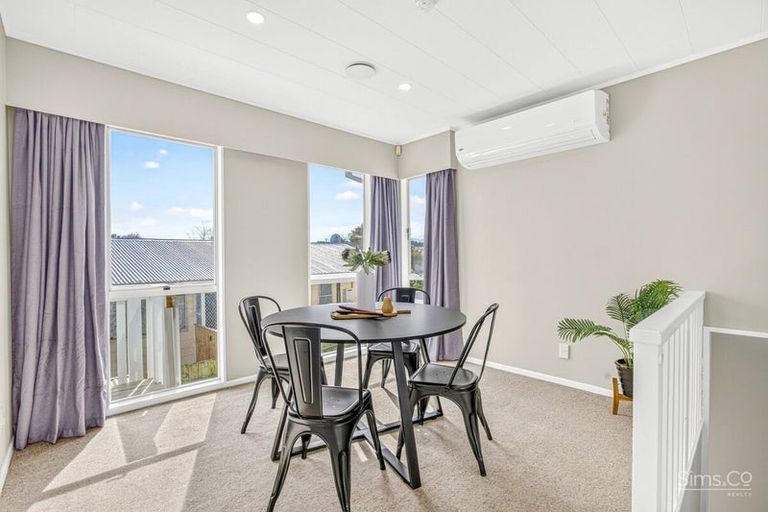 Photo of property in 18 Exeter Crescent, Springvale, Whanganui, 4501