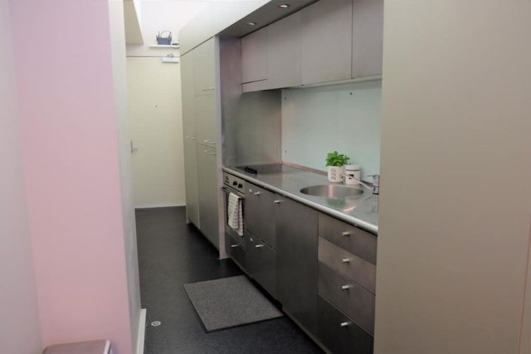 Photo of property in Gerondis Bldg Apartments, 408/60 Willis Street, Wellington Central, Wellington, 6011