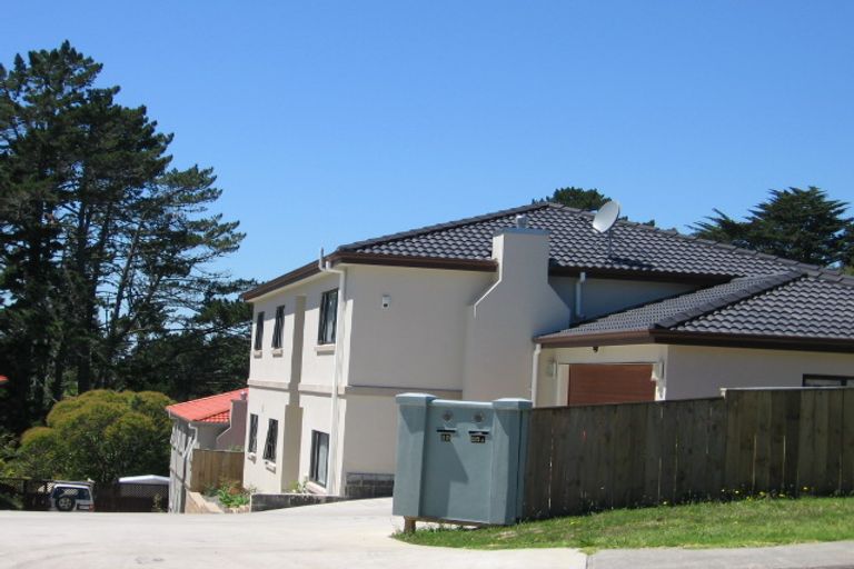 Photo of property in 25 Aorangi Place, Birkenhead, Auckland, 0626