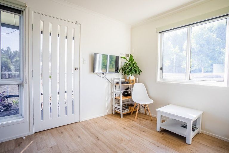 Photo of property in 76 Riddell Road, Kerikeri, 0230