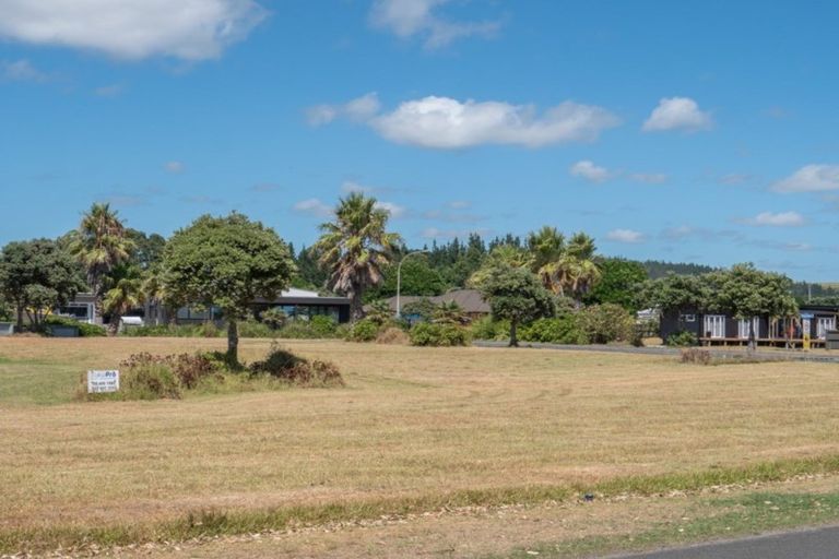 Photo of property in 18 Flame Tree Lane, Taipa, 0420