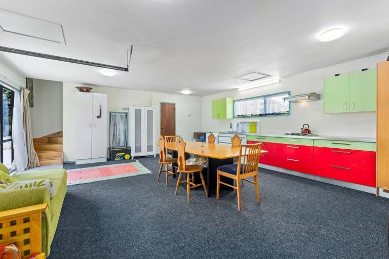 Photo of property in 38 The Terrace, Herald Island, Auckland, 0618