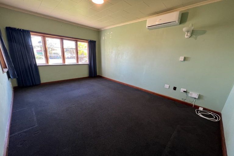 Photo of property in 272 College Street, West End, Palmerston North, 4412