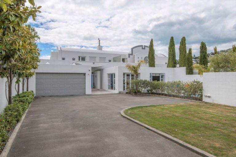 Photo of property in 133 Main Road, Redcliffs, Christchurch, 8081