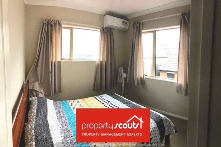 Photo of property in 18 Tavua Lane, Ranui, Auckland, 0612