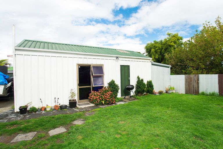 Photo of property in 1 Keiha Street, Riverdale, Gisborne, 4010
