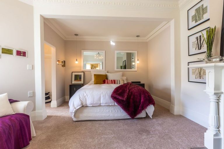 Photo of property in 114 Cliffs Road, Saint Clair, Dunedin, 9012