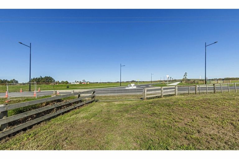 Photo of property in 36a Dyke Road, Karaka, Papakura, 2580